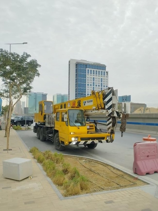كرين برجي لمشاريع البناء