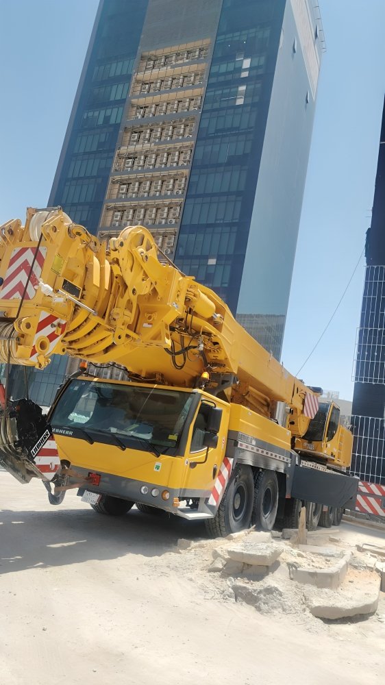 نقل المعدات إلى موقع المشروع