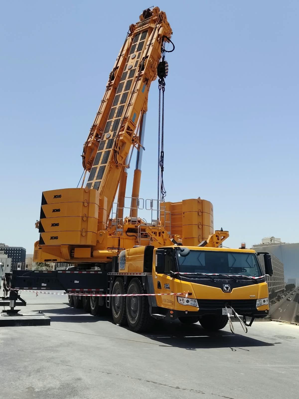 رافعة مقصية ديزل للعمل الخارجي في الرياض